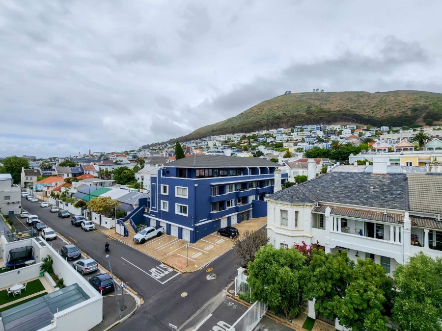 To Let 2 Bedroom Property for Rent in Three Anchor Bay Western Cape